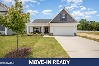 41 W Emily Gardens Dr, Selma, NC 27576