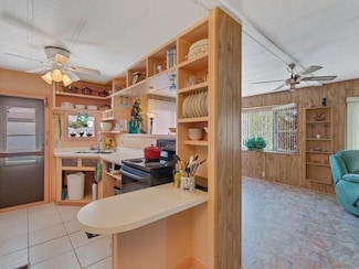 2 Galicia Ln, Port St. Lucie, FL 34952