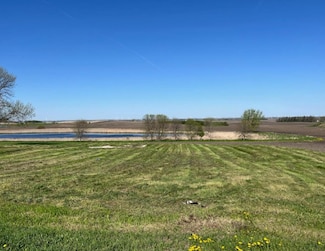 101 1st St W, Lake Wilson, MN 56151