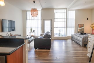 120 Island Ave Unit 332, San Diego, CA 92101