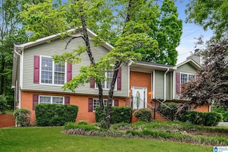 1704 Native Dancer Dr, Helena, AL 35080