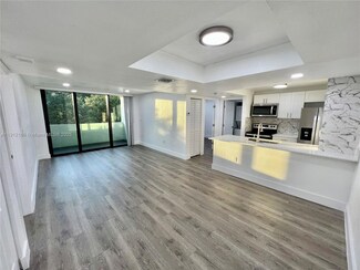 8006 SW 149th Ave Unit D302, Miami, FL 33193