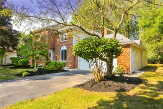 44 Valley Brook Ln, East Amherst, NY 14051