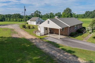 3655 Allen Rd, Jarratt, VA 23867
