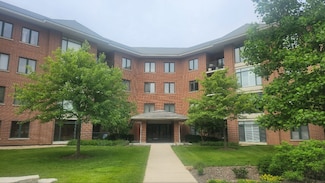 875 E 22nd St Unit 204, Lombard, IL 60148