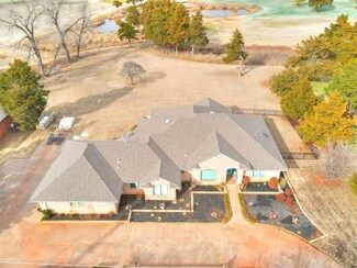 11000 Whitehouse Rd, Guthrie, OK 73044