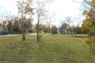 1928 S 21st St, Robinson, TX 76706
