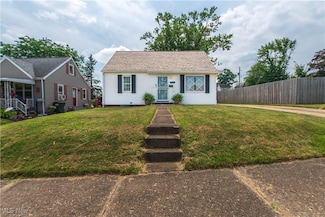 1606 32nd St NE, Canton, OH 44714