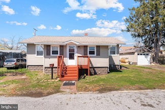 246 C St, Penns Grove, NJ 08069