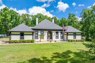 1198 Lakeshore Dr, Jefferson, GA 30549