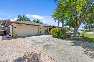 7438 Sea Island Rd, Fort Myers, FL 33967