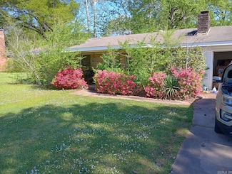 3404 T P White Dr, Jacksonville, AR 72076