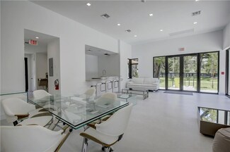 4140 N Oak Place, Fort Lauderdale, FL 33314