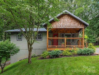 377 Plott Mountain Rd, Waynesville, NC 28786