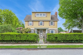 57 Seneca Ave, White Plains, NY 10603
