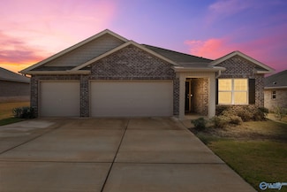 314 Southland Ct, Madison, AL 35756