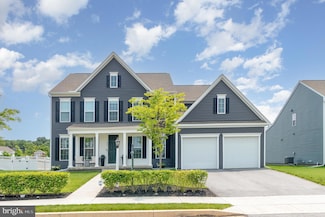 220 Moorefield St, Mechanicsburg, PA 17055
