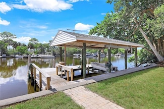 2160 Harbor Ln, Naples, FL 34104