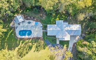 6015 Sawyer Rd, Signal Mountain, TN 37377