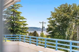 2244 13th Ave W Unit 106, Seattle, WA 98119