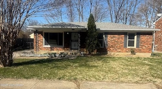 8138 Rochelle Rd, Louisville, KY 40228