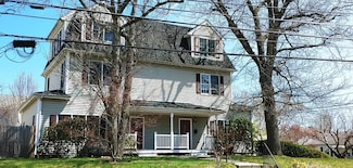 97 North St, Newton, MA 02460