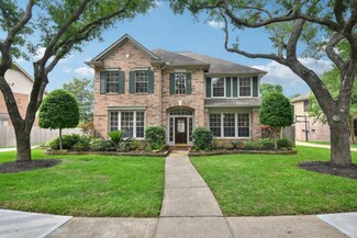 6402 Cool Water Dr, Sugar Land, TX 77479