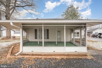43 Mill St, Duncannon, PA 17020