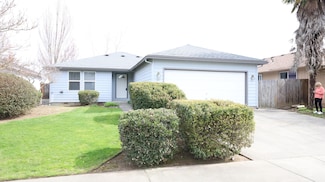 647 SW Larch Rd, Grants Pass, OR 97526