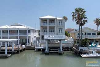 222 W Esperanza St, South Padre Island, TX 78597