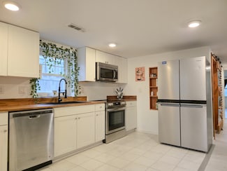 409B Mciver St, Nashville, TN 37211