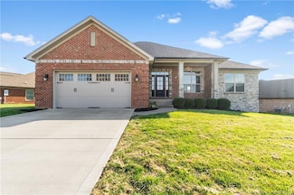 6208 Kamer Ct, Charlestown, IN 47111