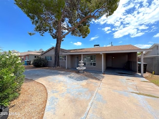 1023 E El Camino Dr, Phoenix, AZ 85020