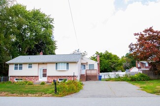 94 Tanglewood Dr, Dracut, MA 01826