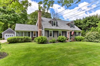 31 Mill Rd, Falmouth, MA 02540
