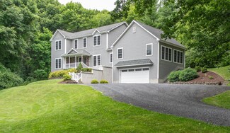 117 Deer Run Rd, Red Hook, NY 12571