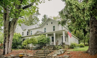 2735 Route 390, Canadensis, PA 18325