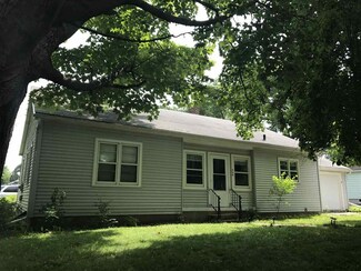 354 Oak St, Columbus, WI 53925