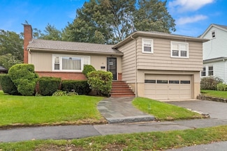 30 Auburndale Rd, Marblehead, MA 01945