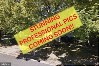 201 Morven Park Rd NW, Leesburg, VA 20176