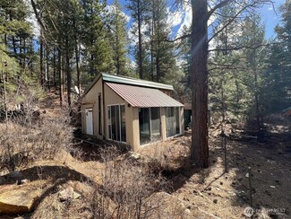 103 Stonehaven Rd, Tonasket, WA 98855