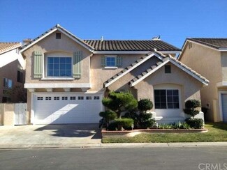196 S Linhaven Cir, Anaheim, CA 92804