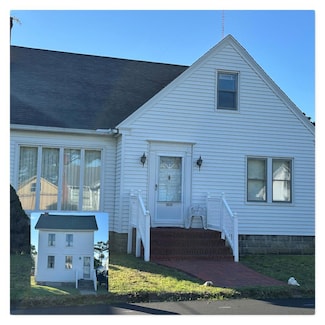 3529 Ridge Rd, Chincoteague Island, VA 23336