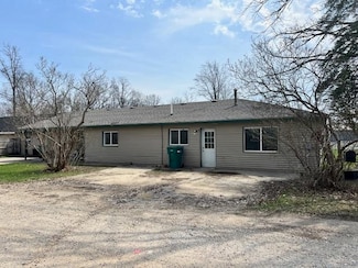4110 N Clare Ave, Harrison, MI 48625