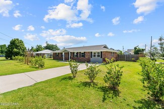 819 New York Ave, Lynn Haven, FL 32444