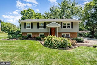 988 W Areba Ave, Hershey, PA 17033