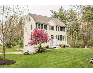 54 Woburn St, Methuen, MA 01844