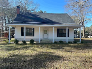 182 Old Camden Rd, Mount Holly, AR 71758