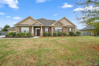 8907 Dallinger Ct, Montgomery, AL 36117