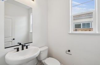 373 E Gobind Blvd, Tracy, CA 95391